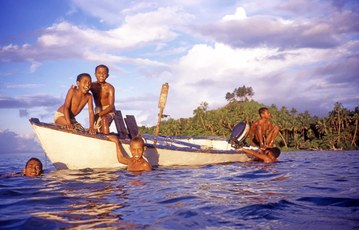 170906_FijiBoys_Flat_RT.jpg