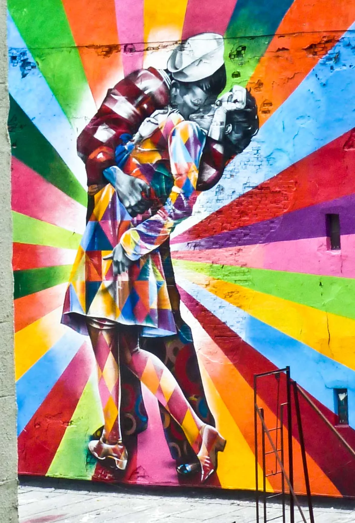 "Kissing" Mural, Highline, NYC