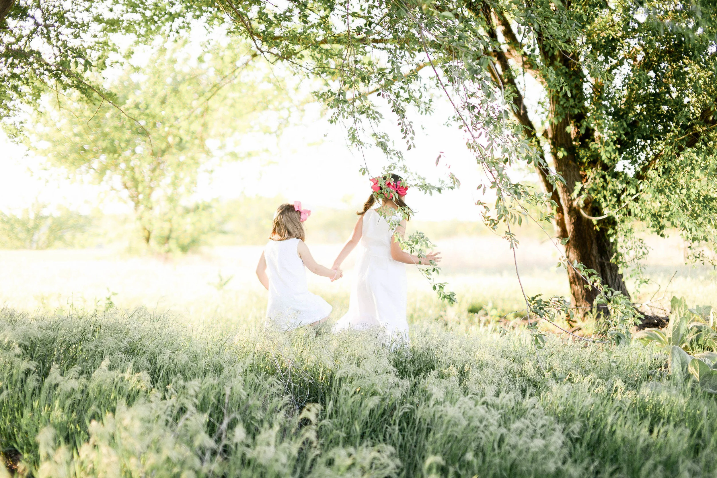 Shown in Kindred Photography Workshop Manual, photo by Kacey Gilpin Photography , frozen movement in image (50 mm f/1.8, ISO 600 Shutter Speed 1/250)