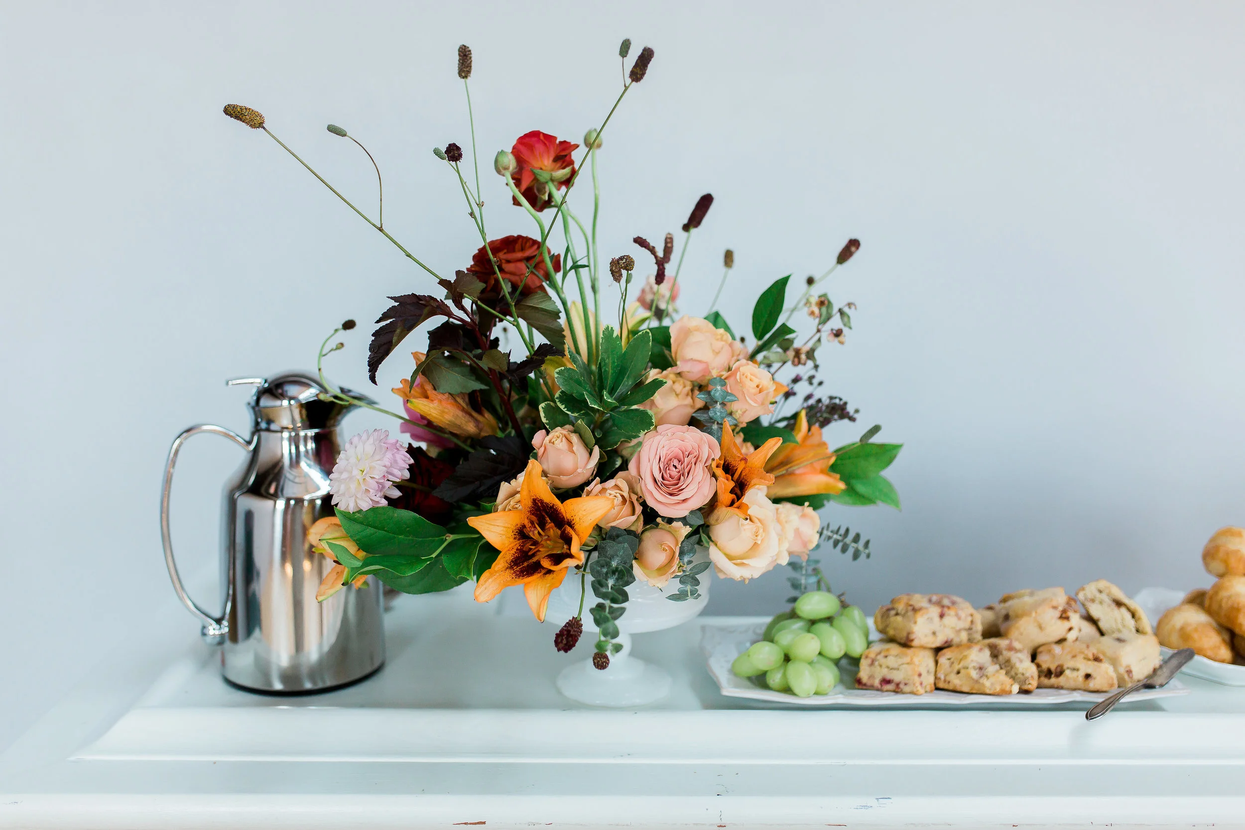 Kindred Photography Workshop , Florals by The Wild Mother , Styling by Linen and Rust , Photo by Hazel and Haze Photography