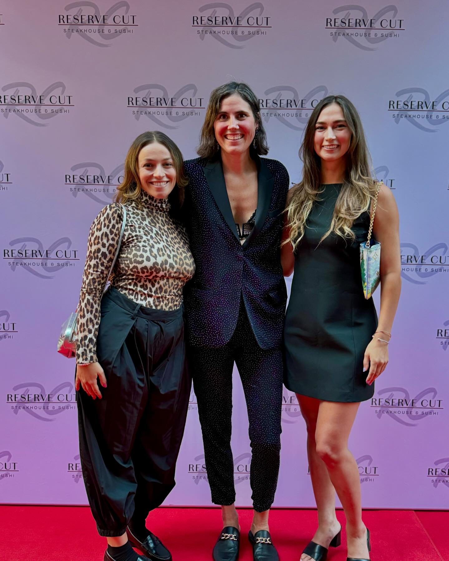 Got the team together in NYC for the opening of Reserve Cut and a necessary late-night Xeno&rsquo;s run. Congratulations to @reservecutnyc and @albertallaham on Midtown! 

#prteam #remoteteam #nycrestaurants #pragency #hospitalitypr