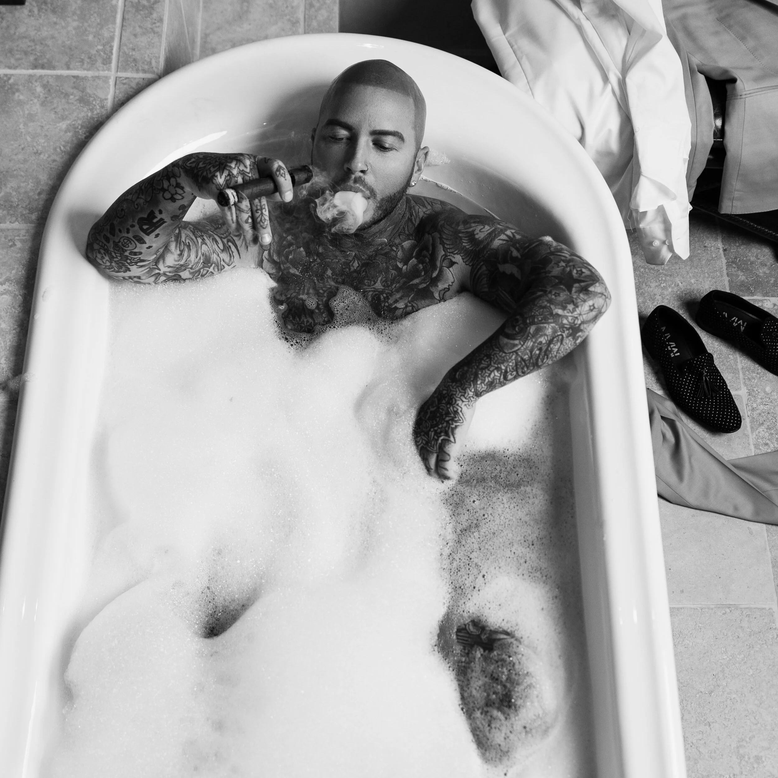 AV3I6883+blk+and+white.jpg