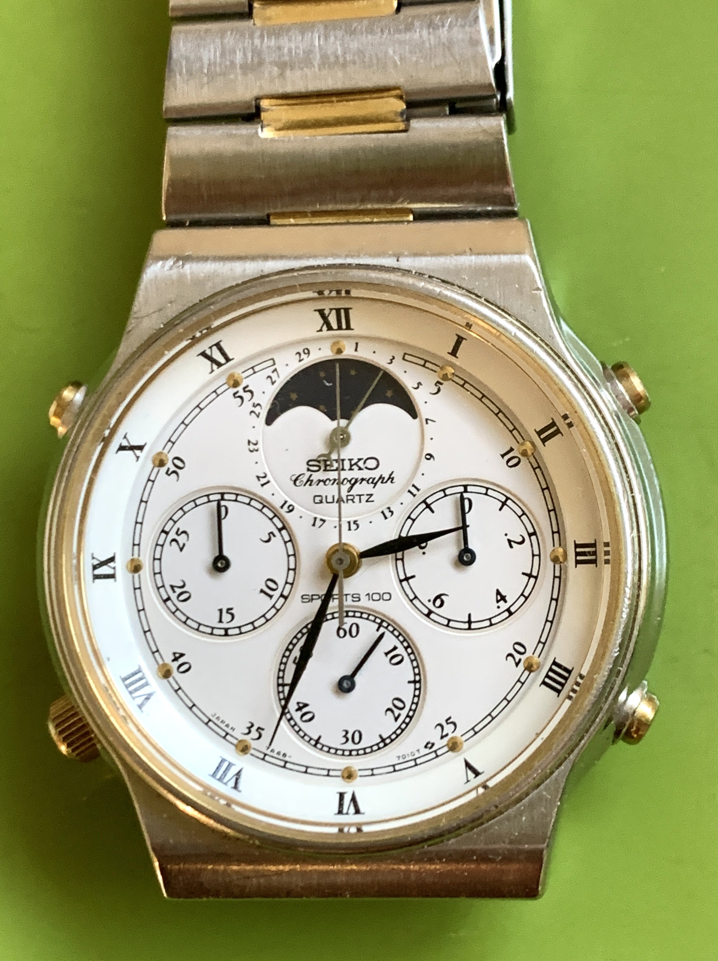 Seiko 7A48-7010 Moonphase December 1983
