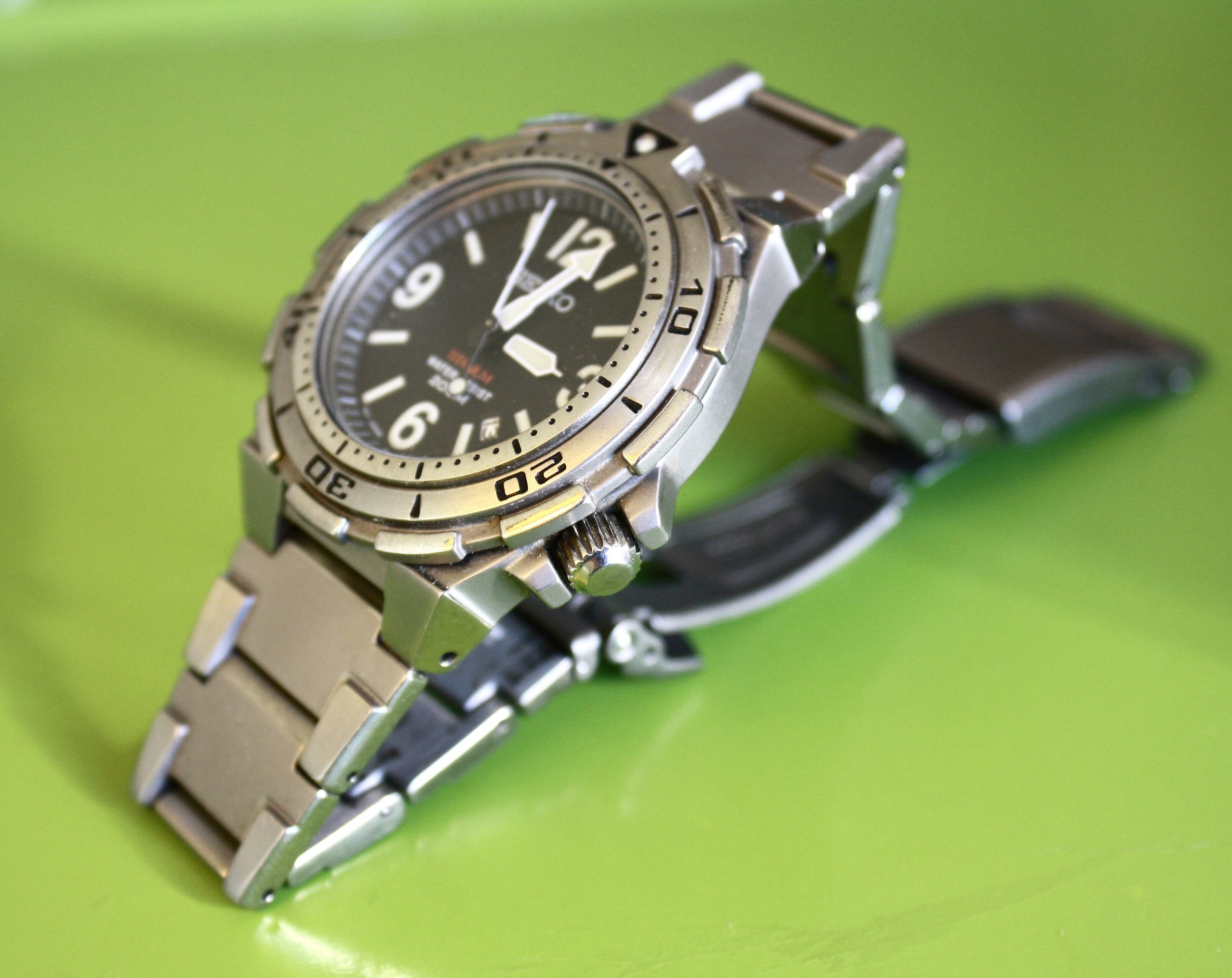 Seiko Titanium 7N35-6A49 October 1998 — Klein Vintage Watch