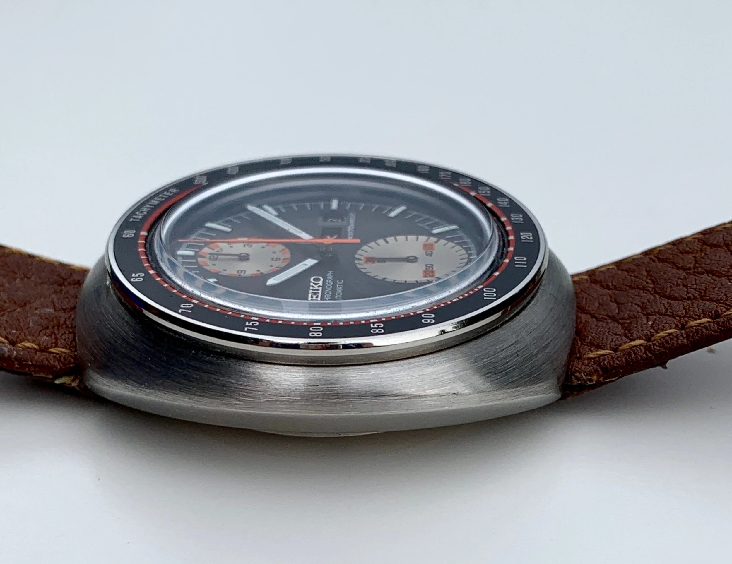 FB7014D1-C9D9-4E61-8AA5-C89F35DD8FAA