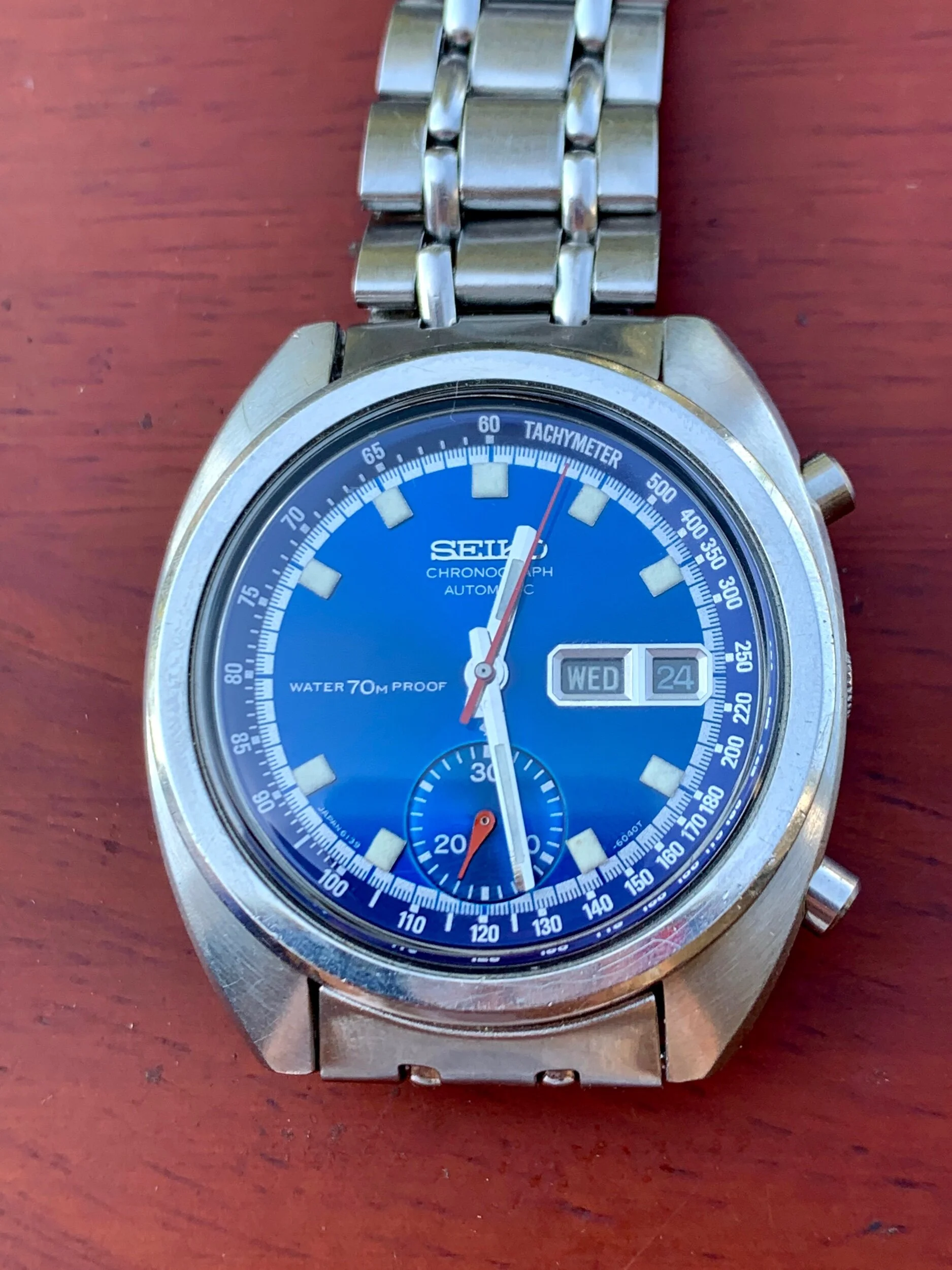 6EEAD33A-631C-4CCA-B642-354CABFD47AC