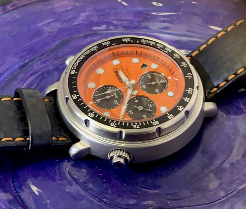 Seiko Y187-7A30 'Italian Tuna' orange w/ black subdials. Fully