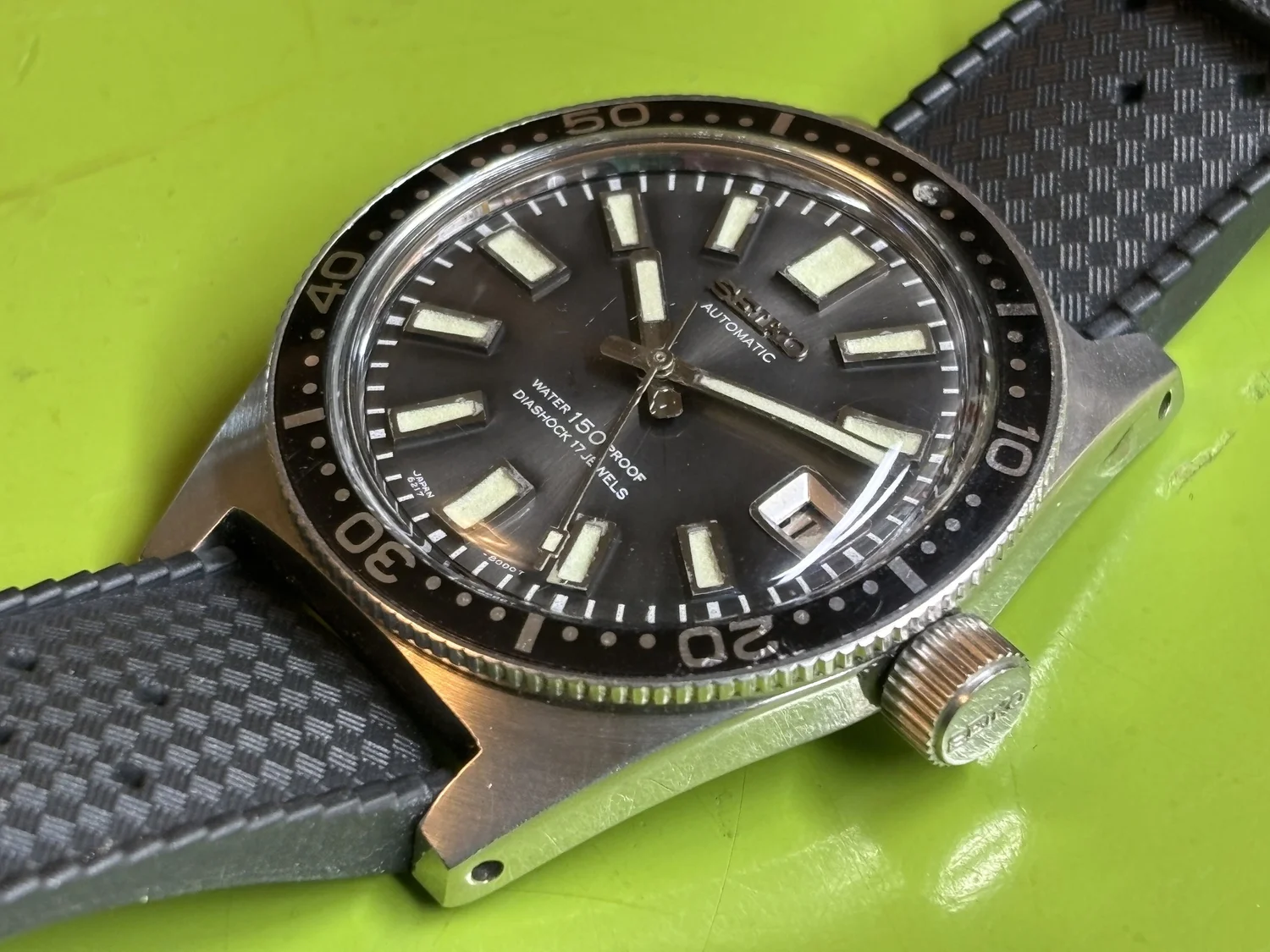 Seiko Y187-7A30 'Italian Tuna' orange w/ black subdials. Fully