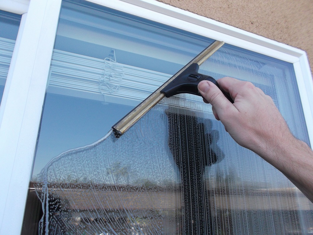 Brads-Window-Cleaning-Tustin-CA-Orange-CA-Irvine-CA-Glass.jpg