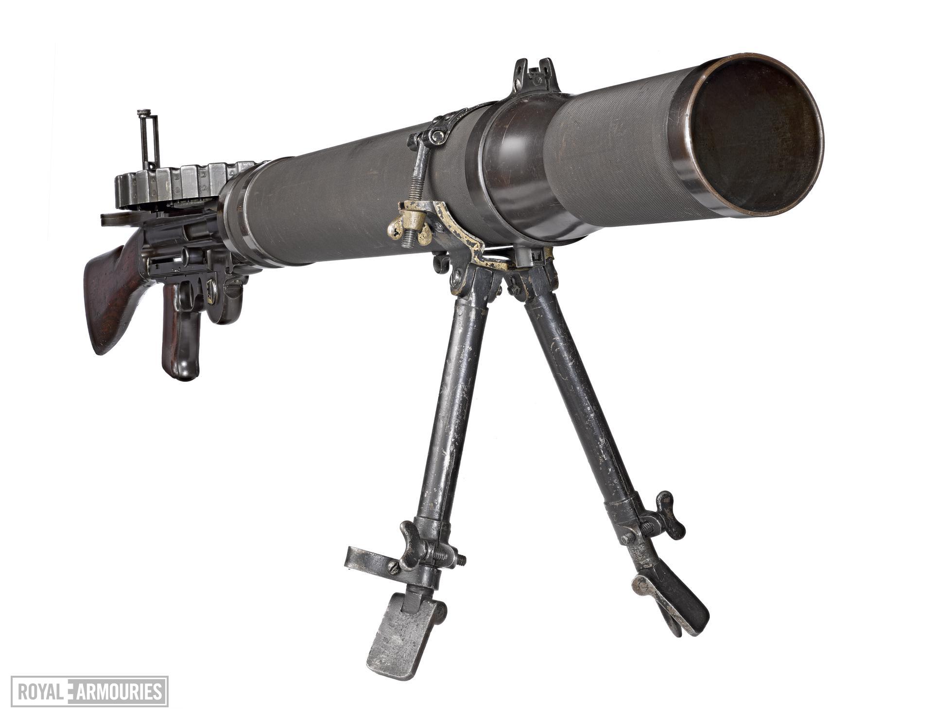 Lewis light machine gun, Mark I (1913).jpg