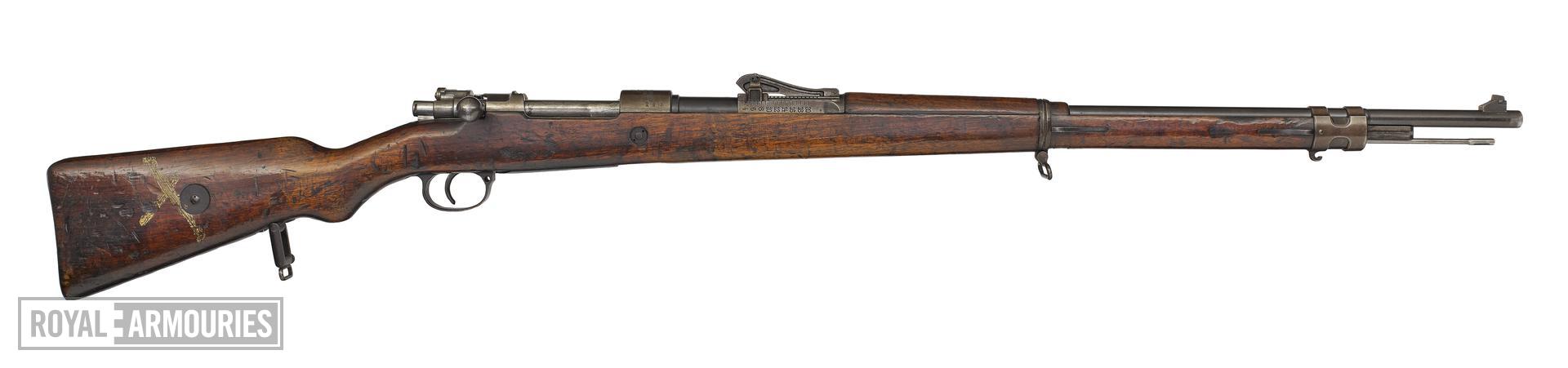 Centrefire bolt-action rifle - Mauser Gewehr 98 (about 1916)(1).jpg