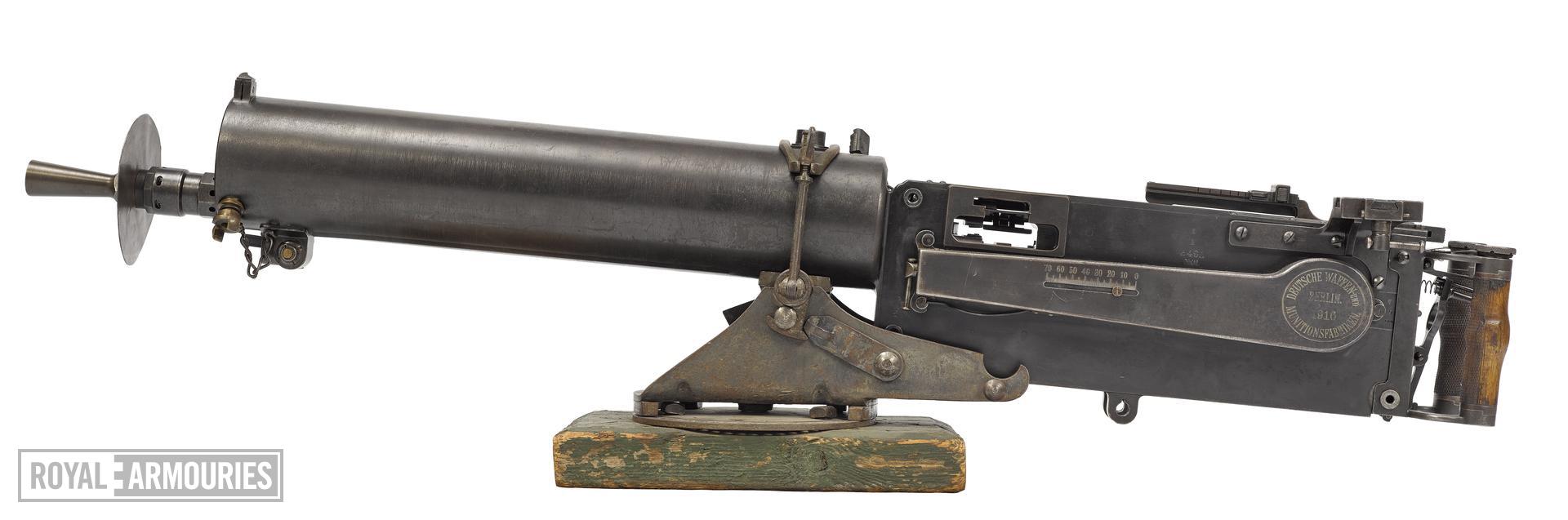 Centrefire automatic machine gun - Maxim MG08 (dated 1916).jpg