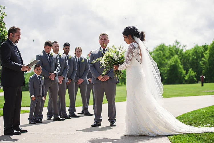 http://www.lesliecookphotography.com/