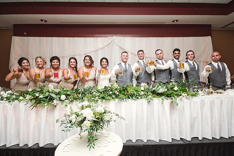 http://www.lesliecookphotography.com/