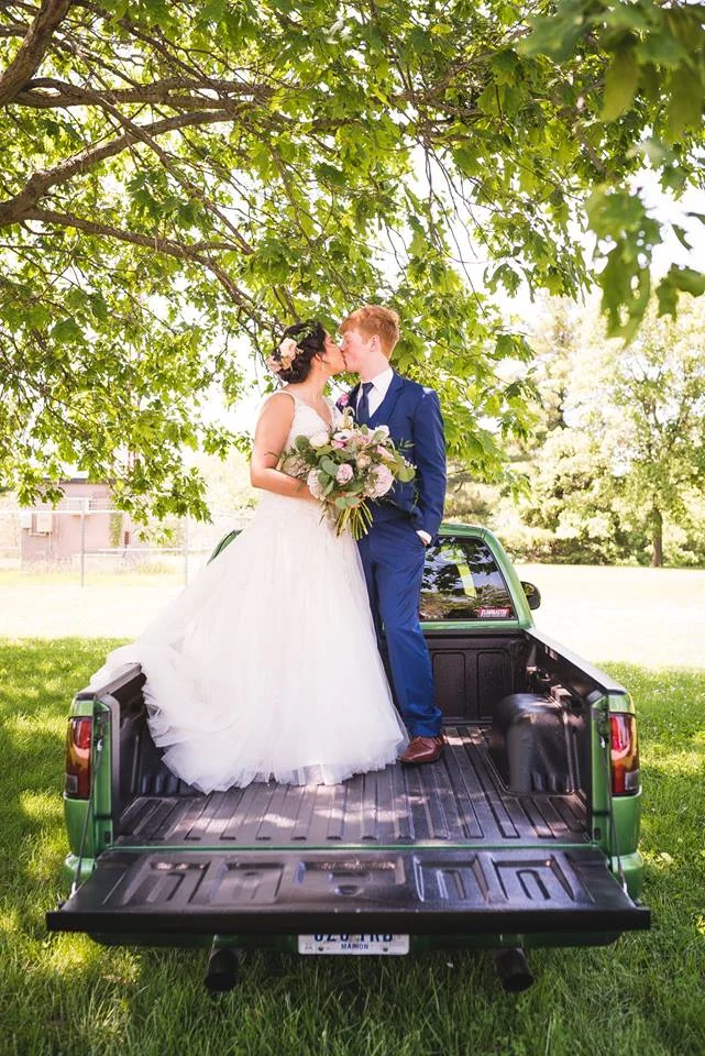 https://www.facebook.com/makaylabethphotography/
