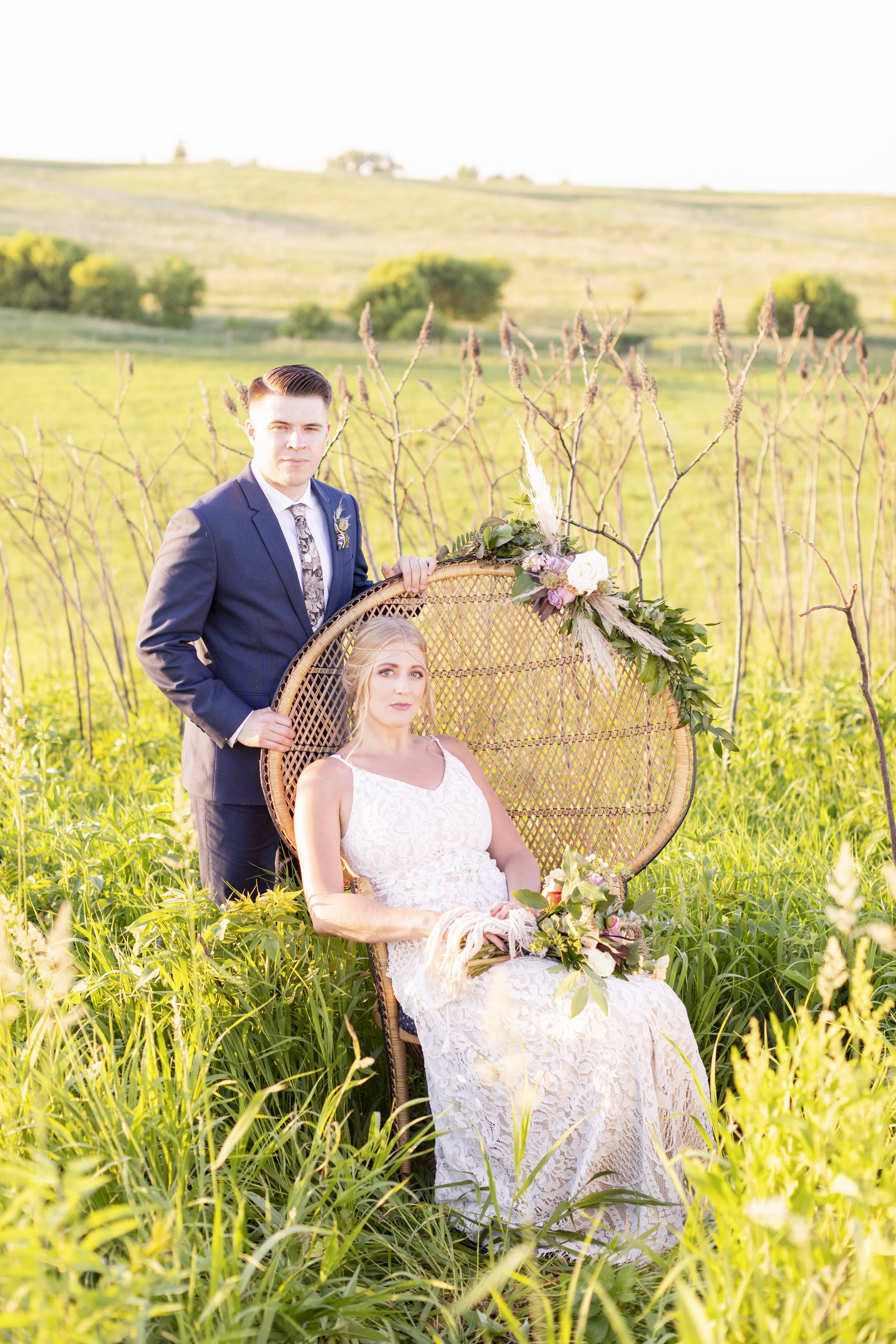 Flowers & Arch: @thistles_pella Photography: @heatherferreria Hair: @alstreet.rmh Make-up: @lc.henderson Calligraphy: @lydiabandstra Table, Rug, Chairs: @pellarental Macrame: @kristajo60