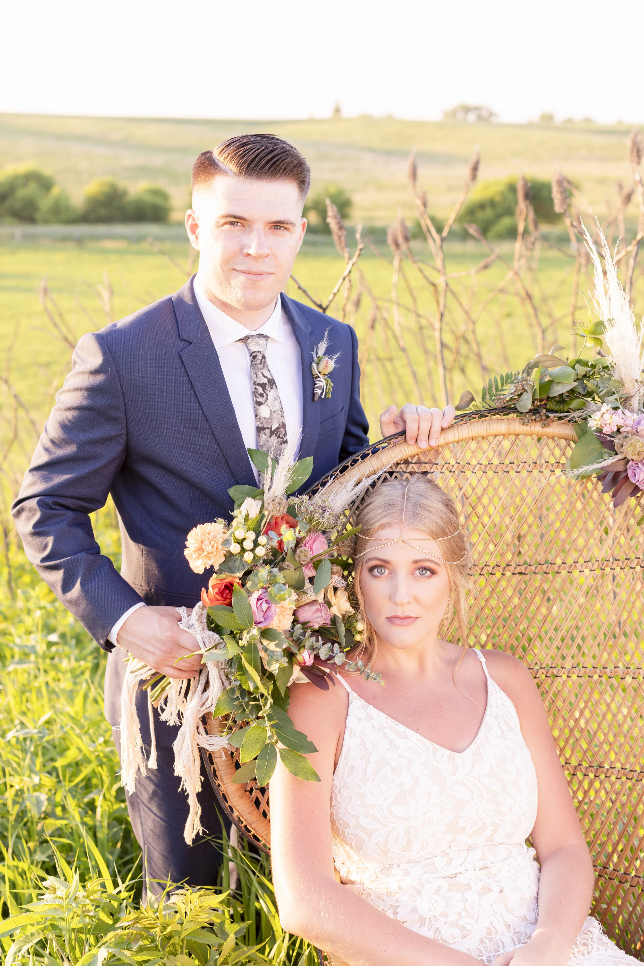 Flowers & Arch: @thistles_pella Photography: @heatherferreria Hair: @alstreet.rmh Make-up: @lc.henderson Calligraphy: @lydiabandstra Table, Rug, Chairs: @pellarental Macrame: @kristajo60