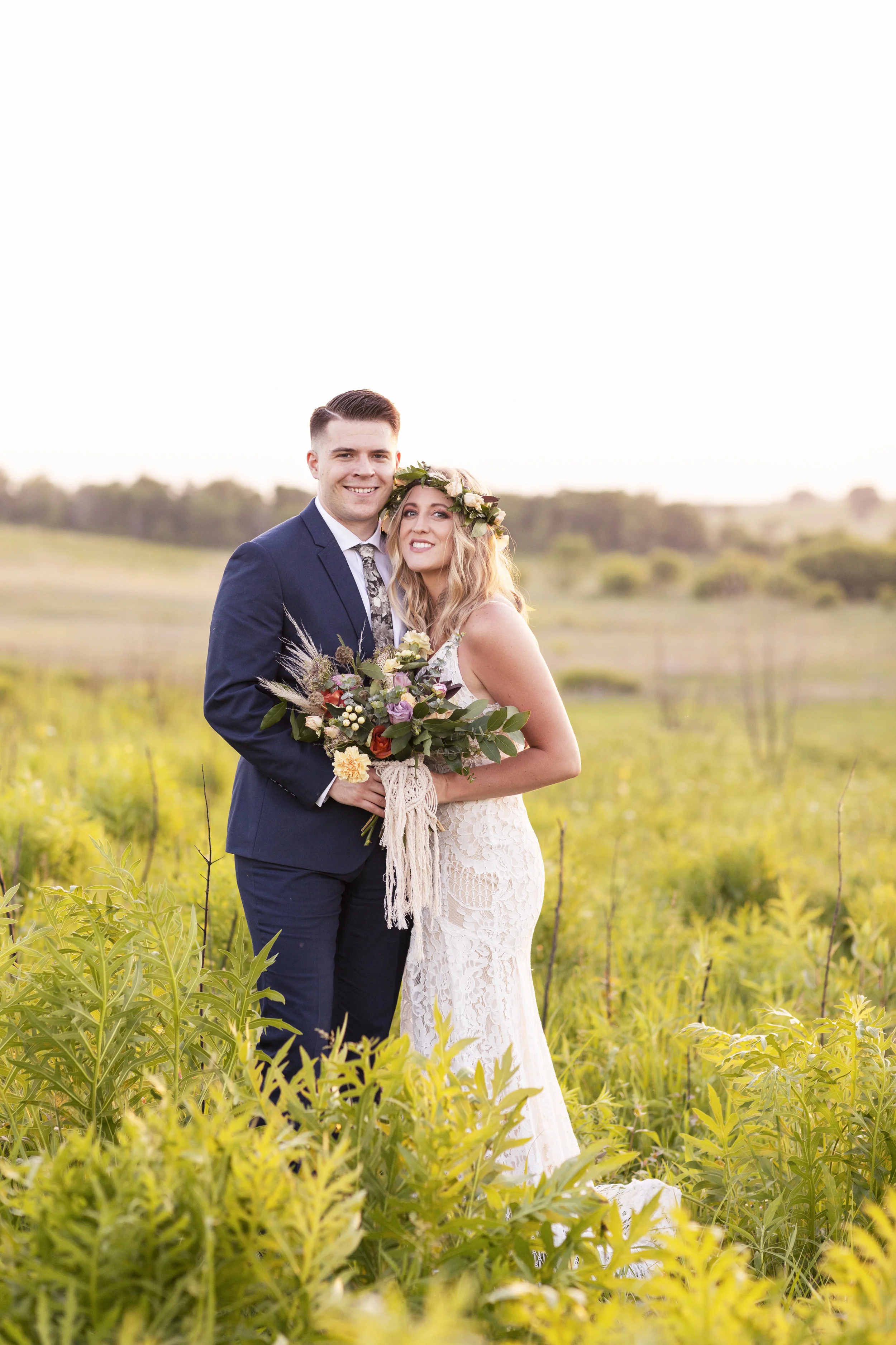 Flowers & Arch: @thistles_pella Photography: @heatherferreria Hair: @alstreet.rmh Make-up: @lc.henderson Calligraphy: @lydiabandstra Table, Rug, Chairs: @pellarental Macrame: @kristajo60