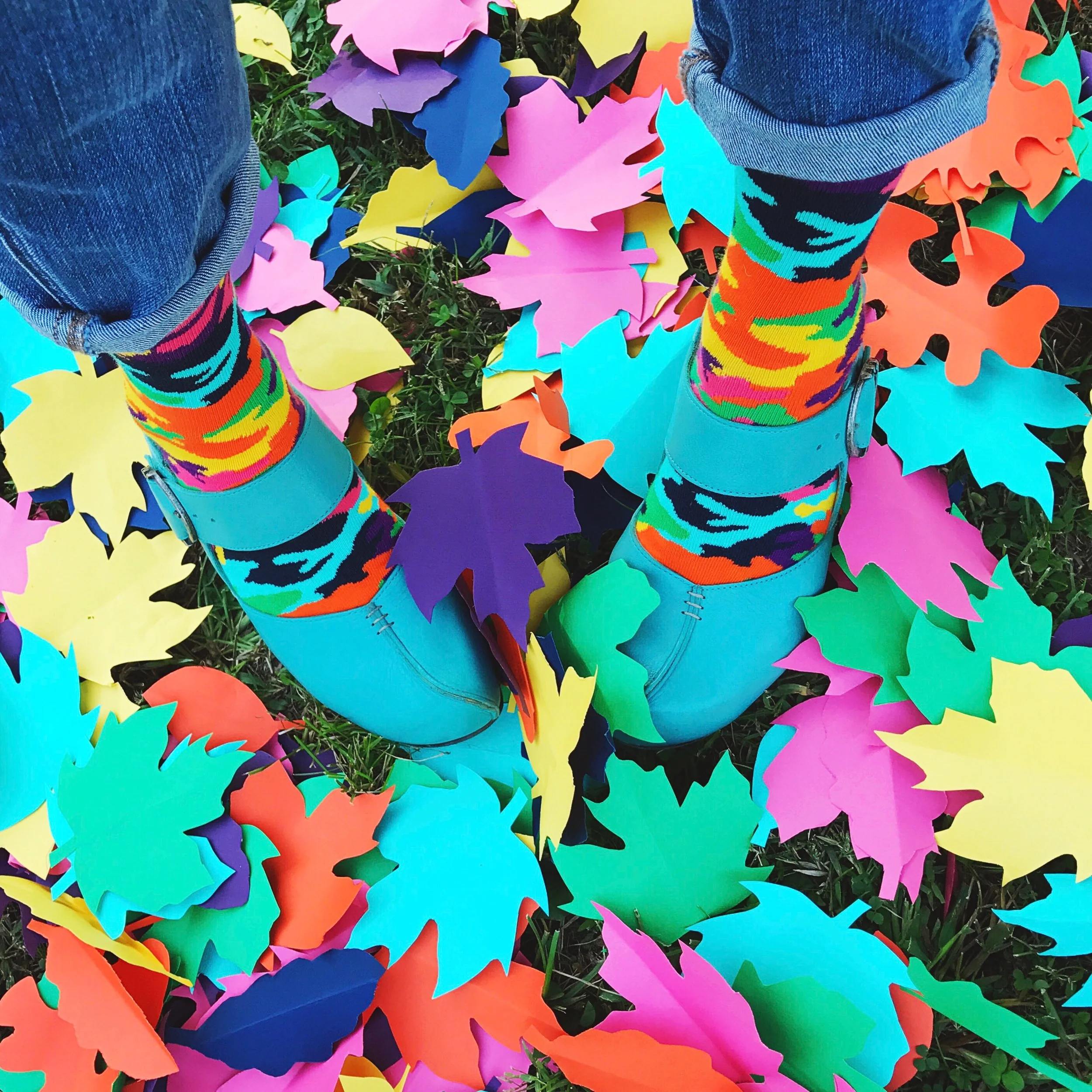 HappySocks_FallLeaves1.jpeg