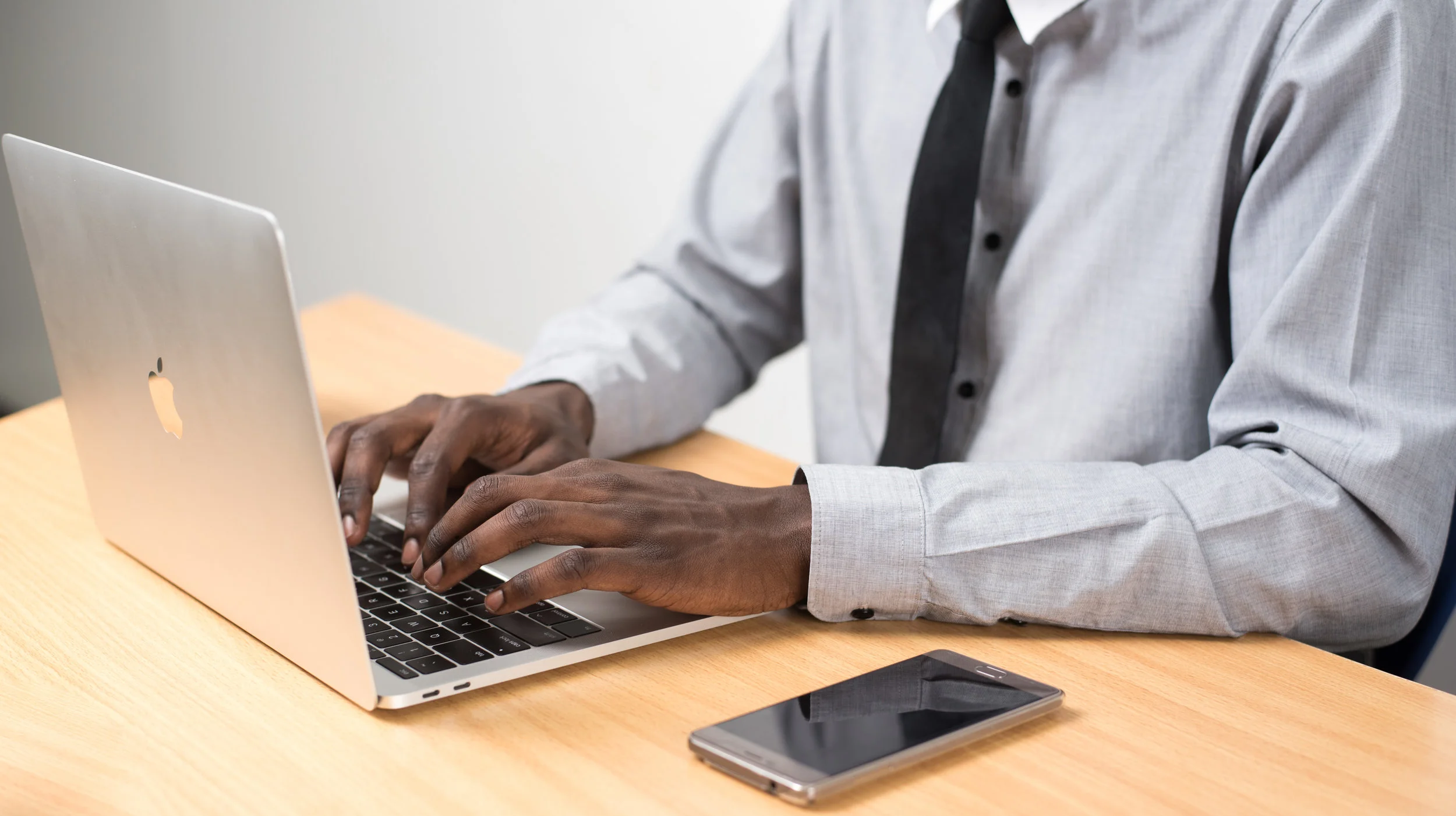Email sign-offs: What your email sign-off is really saying when you write ‘thanks’