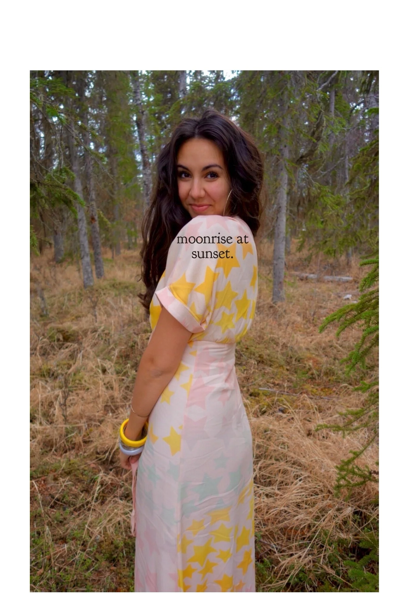 Moonrise at Sunset. It looked like magic. No, it felt like magic. No no no, it was magic. The kind of magic you experience once in a lifetime, an unplanned but perfectly executed and timed moment to witness Alaska’s unparallele