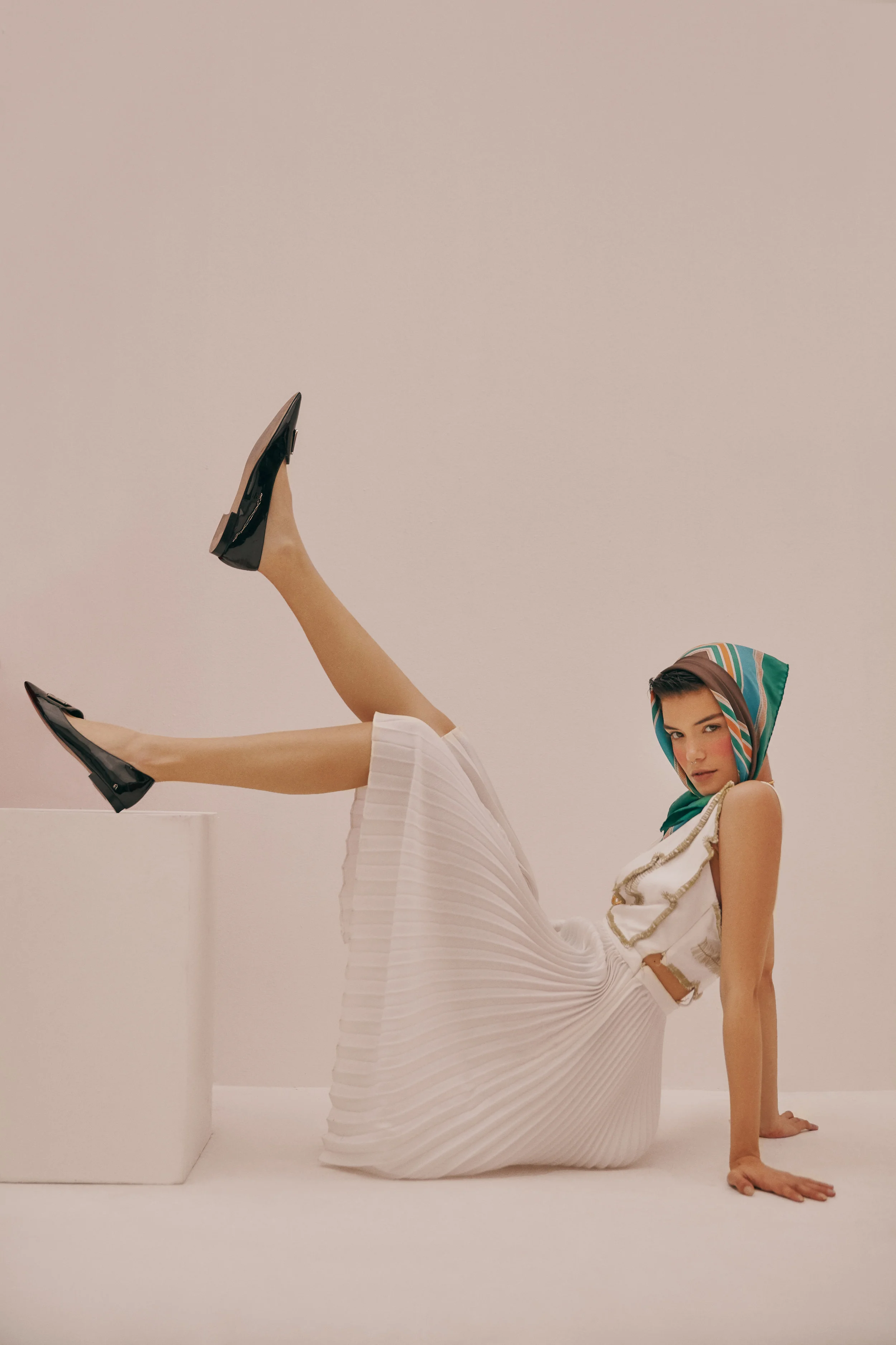 Dress: Alexandra Bueno - Scarf: Vintage Hermes - Shoes: Vintage Chanel