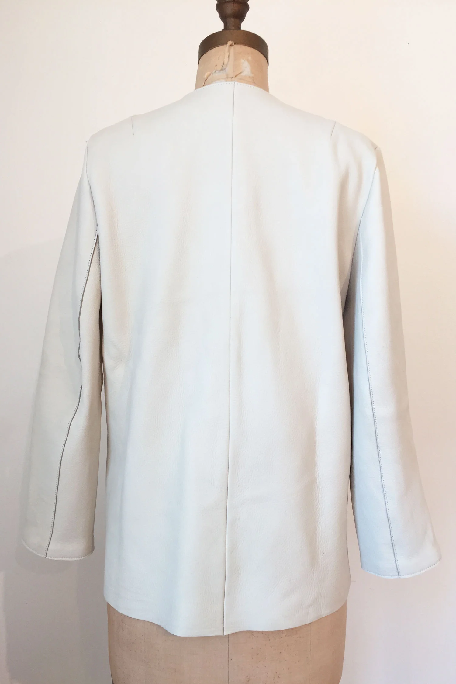 white4.jpg