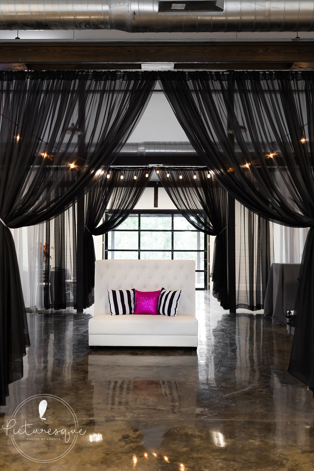 Tulsa Wedding Venue Cocktail Reception.jpg