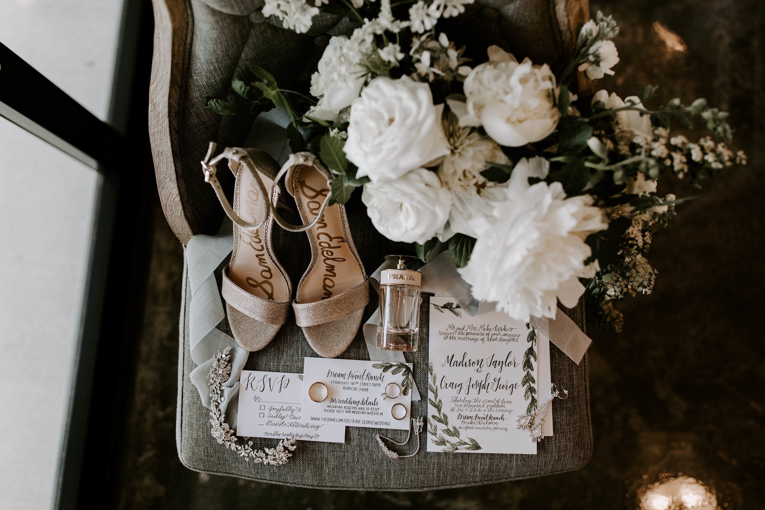 detail shot tulsa wedding venue-min.jpg