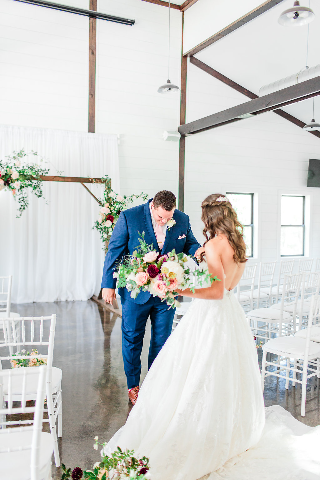 Dream-Point-Ranch-Wedding-Tulsa-Oklahoma-Wedding-Photographer-Holly-Felts-Photography-Baab-Wedding-139.jpg
