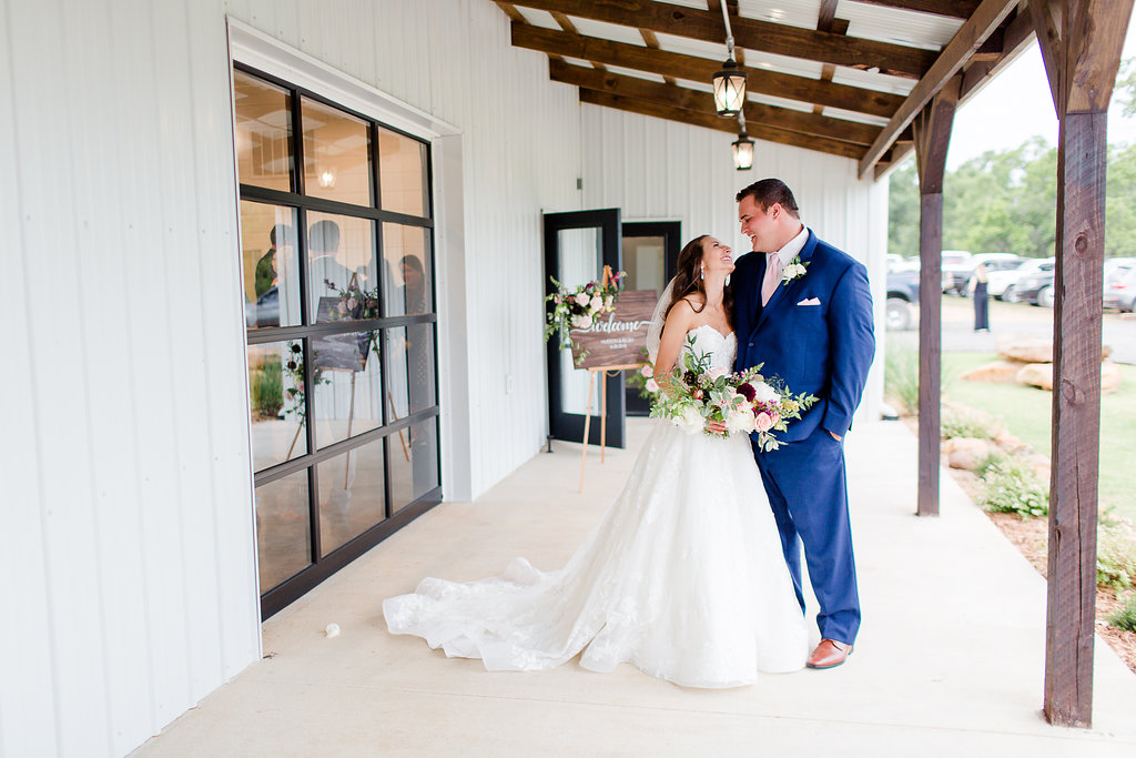 Dream-Point-Ranch-Wedding-Tulsa-Oklahoma-Wedding-Photographer-Holly-Felts-Photography-Baab-Wedding-420.jpg