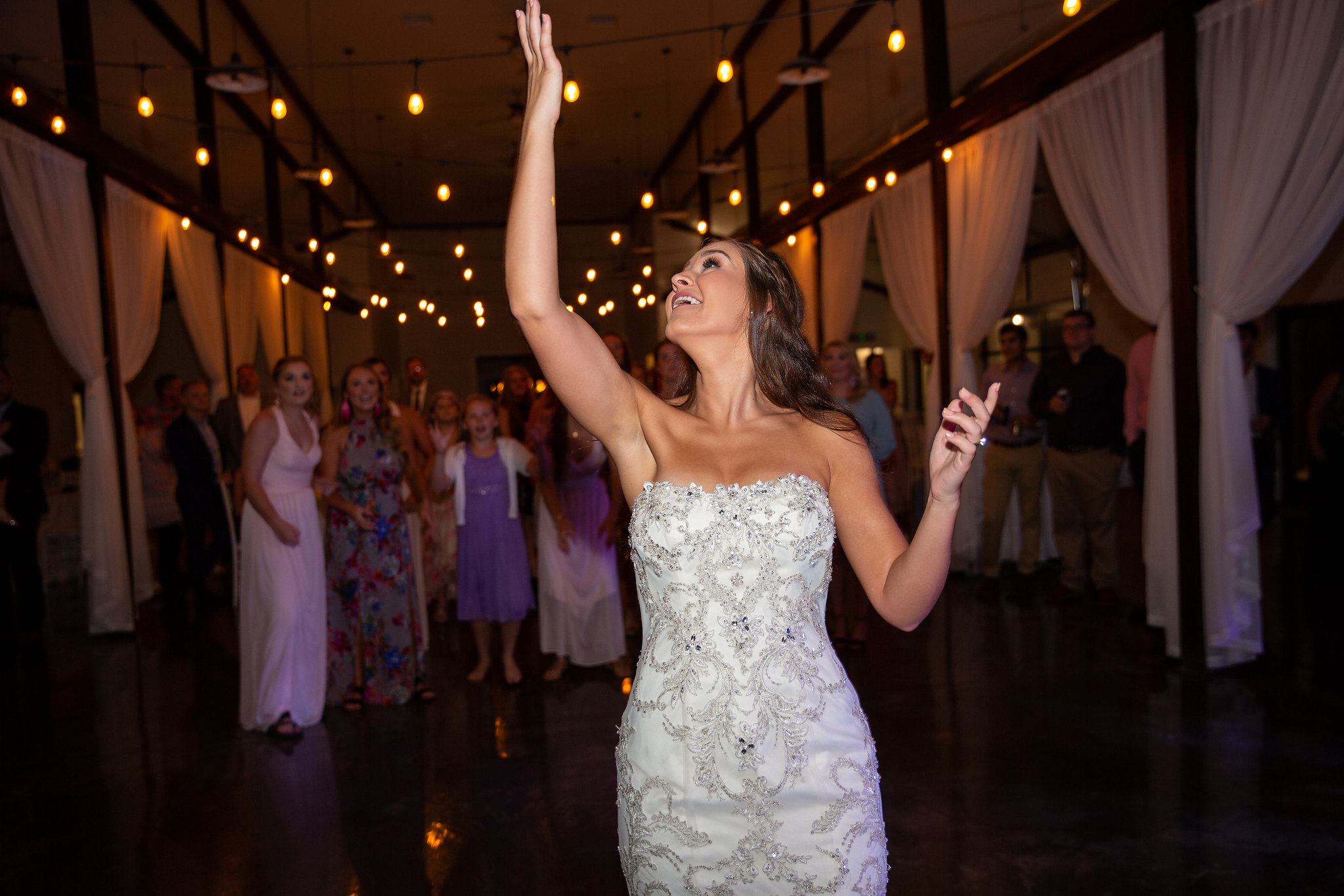 tulsa wedding venue white barn 57.jpg
