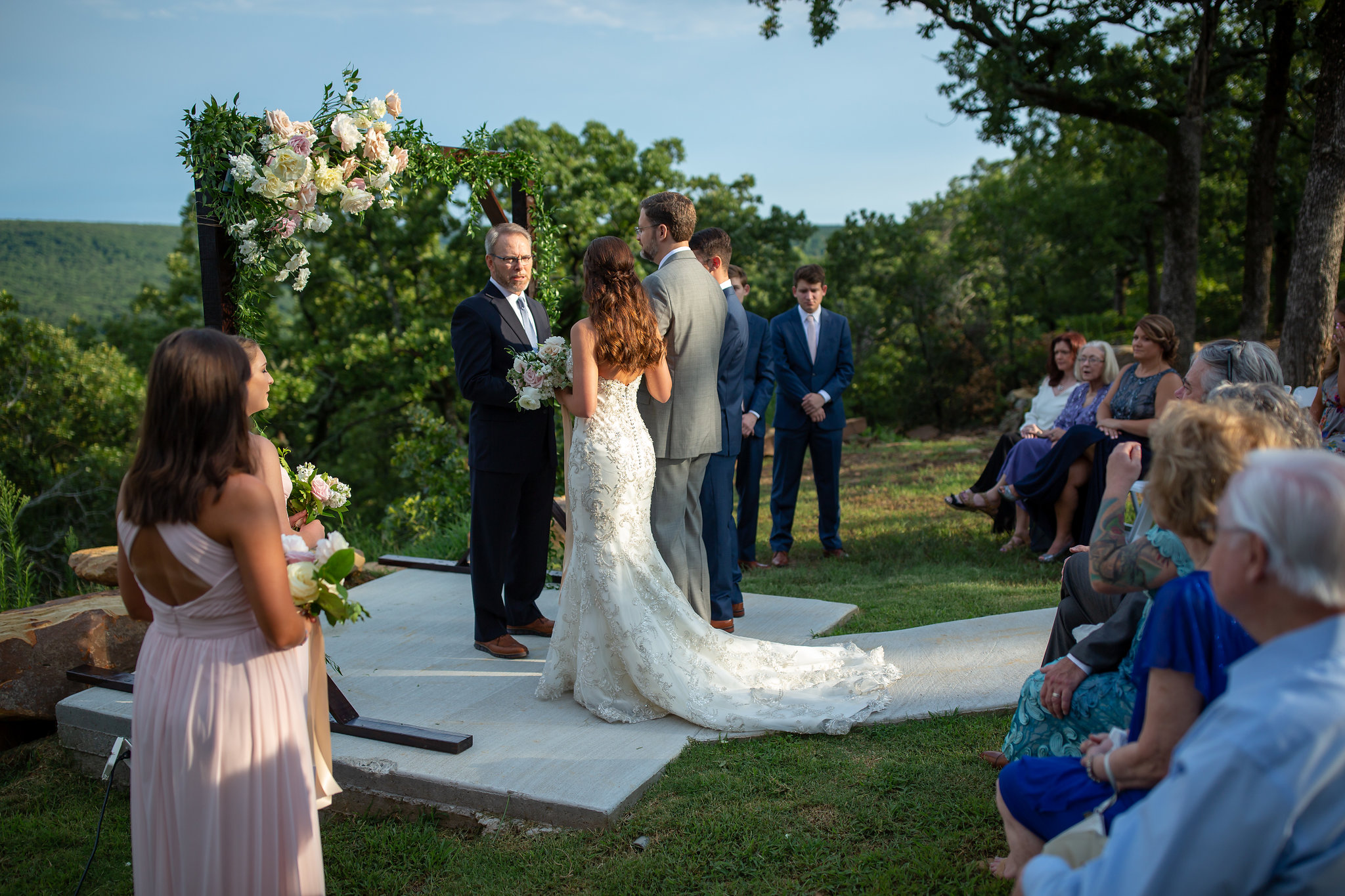 tulsa wedding venue white barn 88.jpg