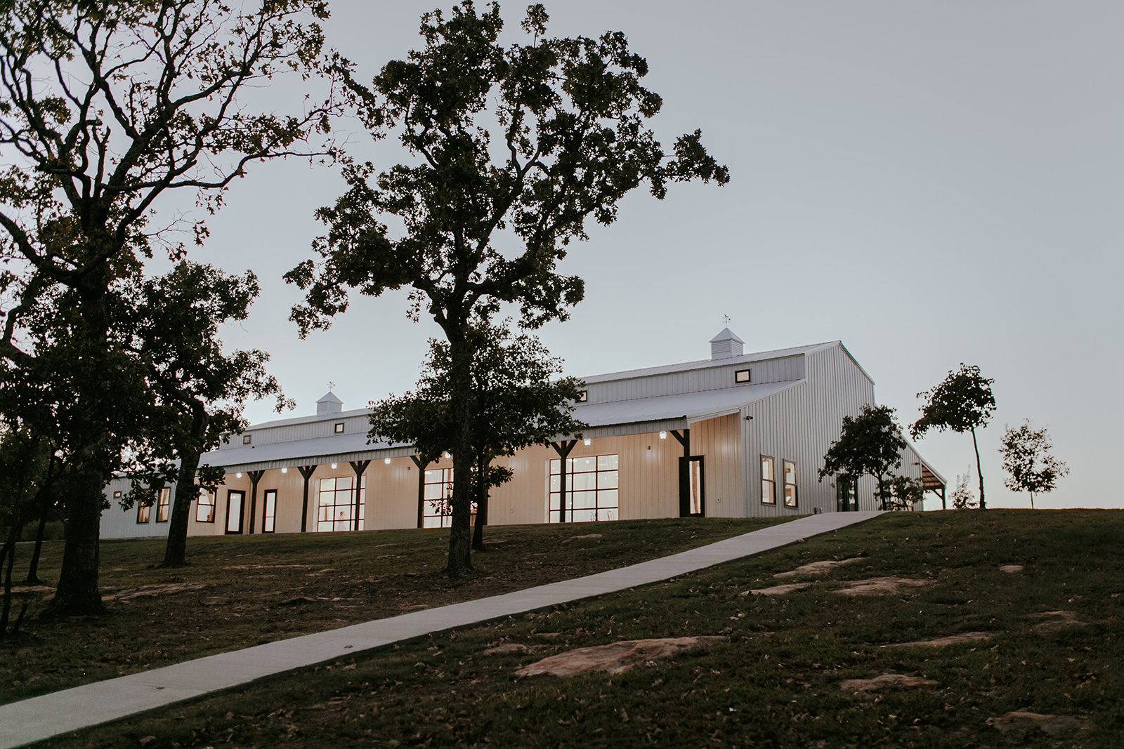 Something Blue Journal Dream Point Ranch Tulsa Wedding Venue 33.jpg