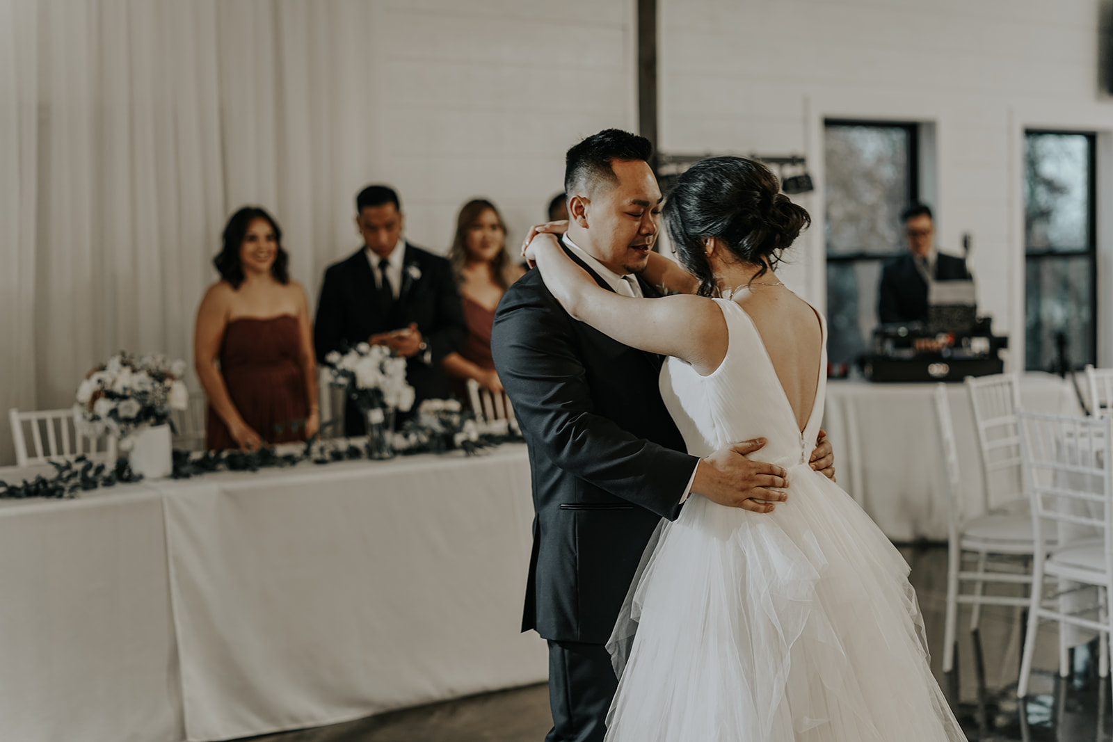 Bixby Tulsa White Barn Wedding Venues 19.jpg