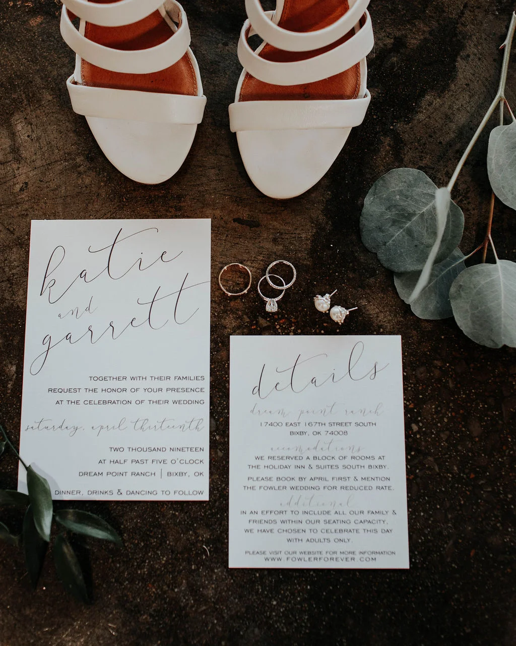 Tulsa Wedding Venue White Barn Dream Point Ranch 0a.jpg