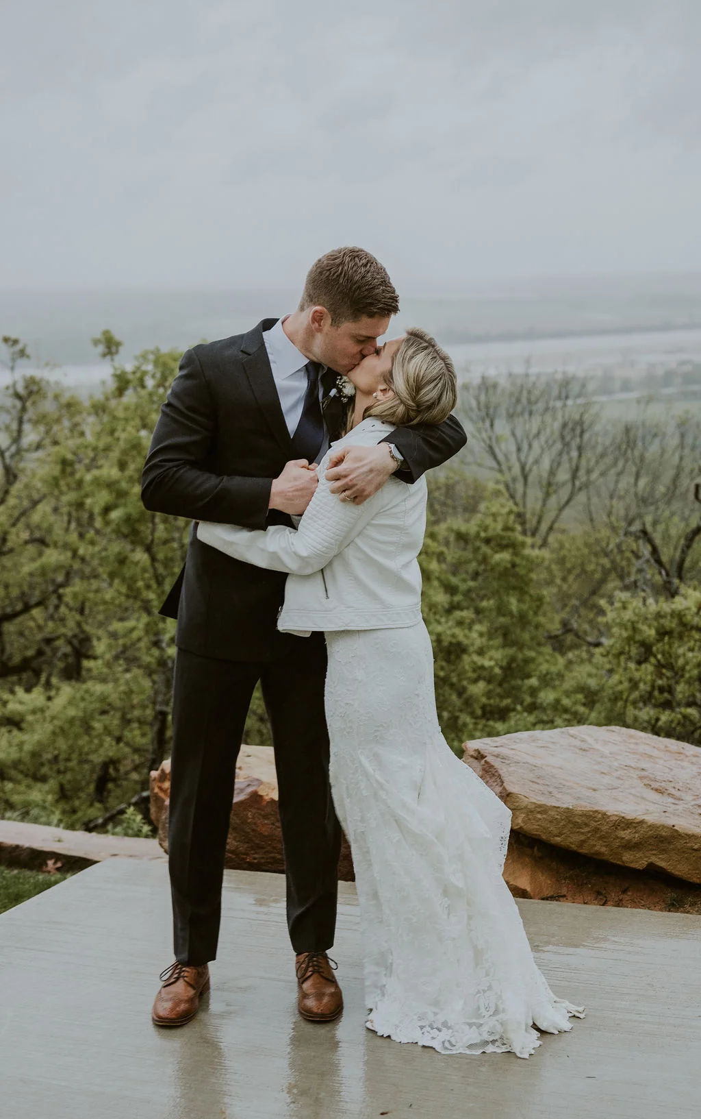 Tulsa Wedding Venue White Barn Dream Point Ranch 8.jpg