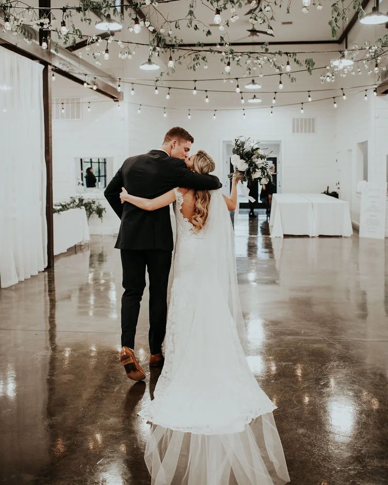 Tulsa Wedding Venue White Barn Dream Point Ranch 20.jpg