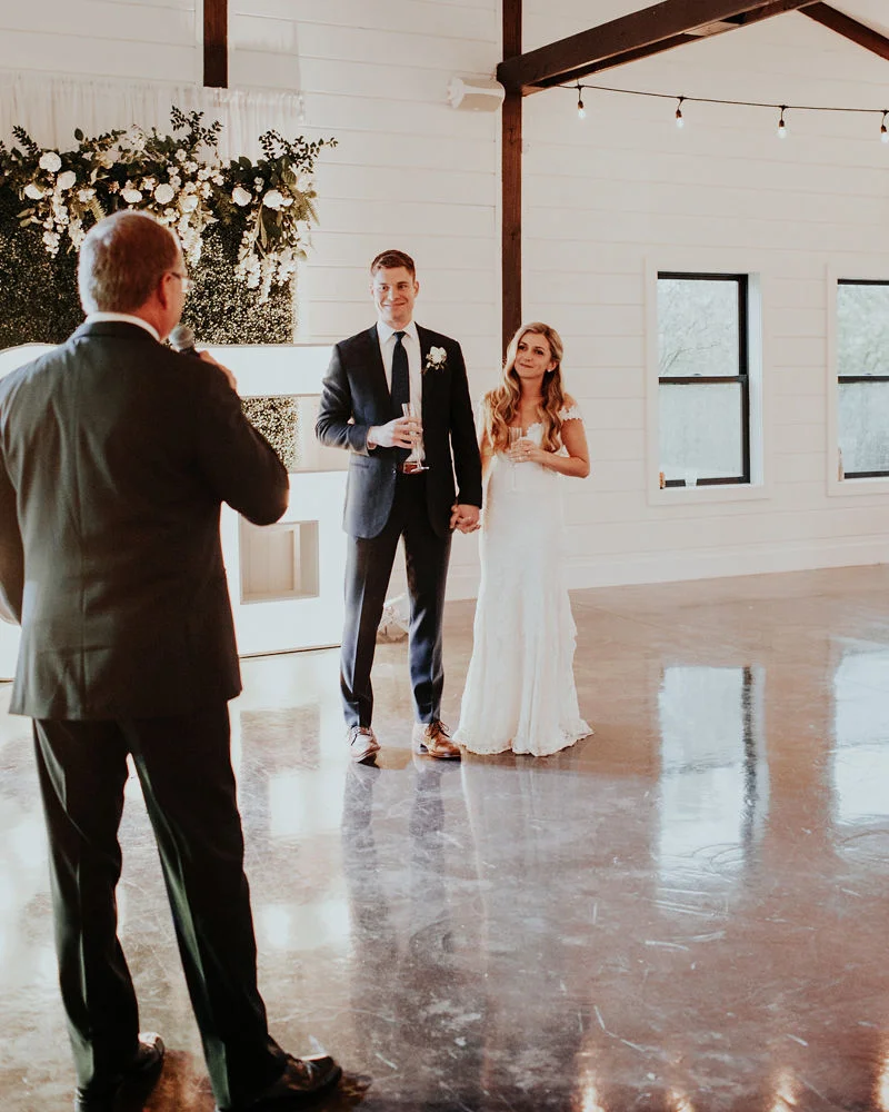 Tulsa Wedding Venue White Barn Dream Point Ranch 25a.jpg