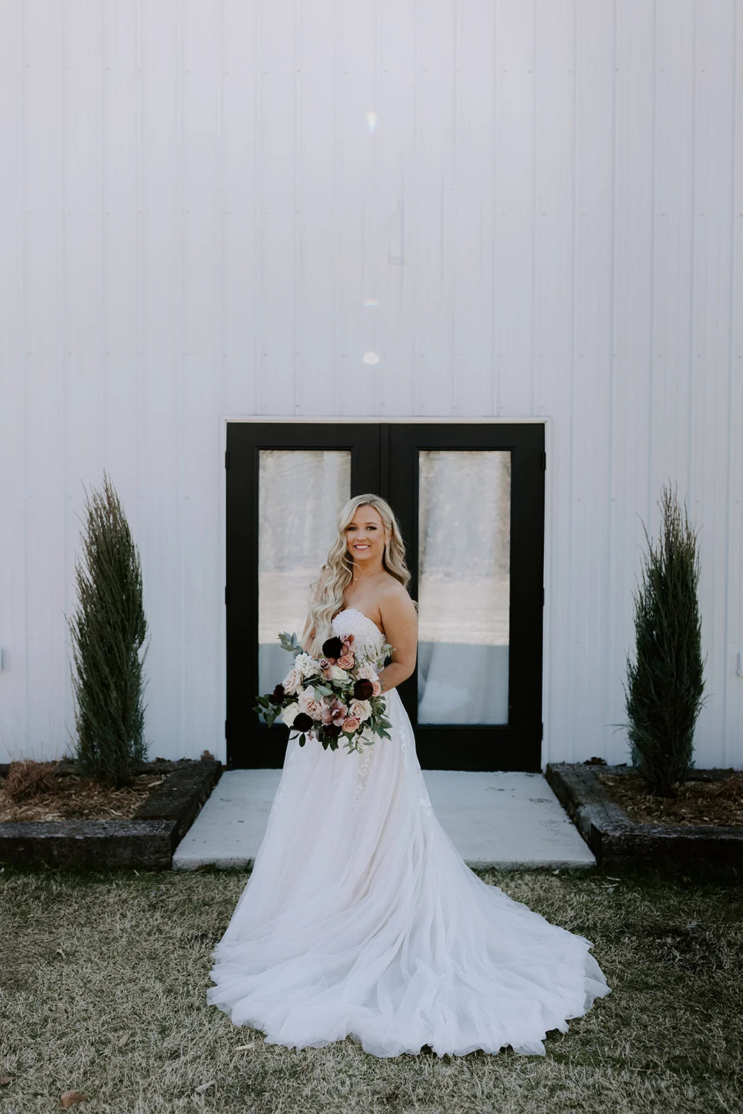 wedding venues tulsa bixby white barn 22.jpg