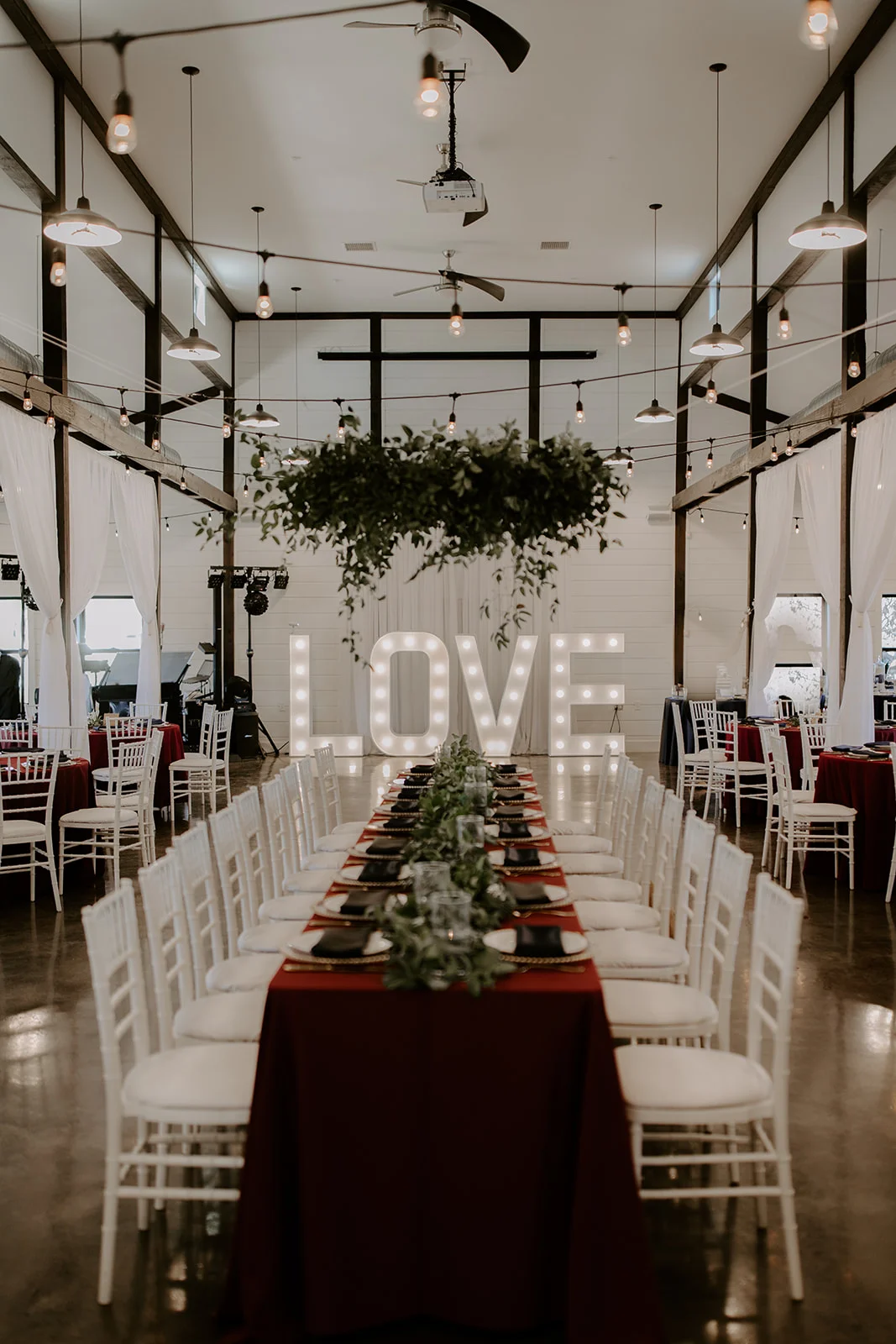 wedding venues tulsa bixby white barn 34.jpg