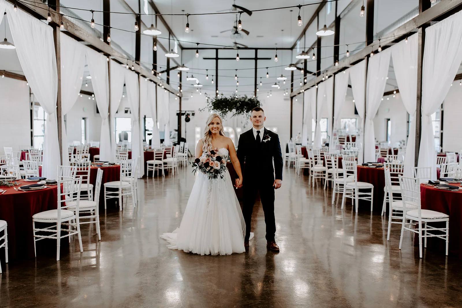 wedding venues tulsa bixby white barn 40.jpg
