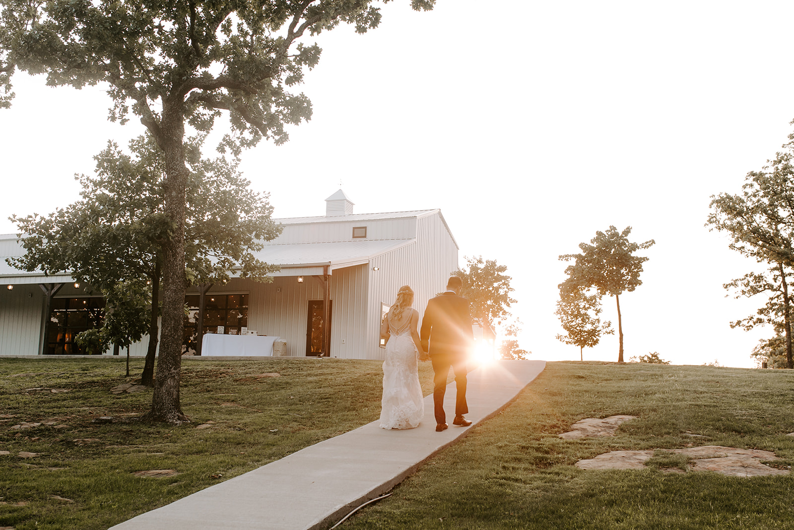 Wedding Venues in Tulsa white barn Dream Point Ranch 49.jpg