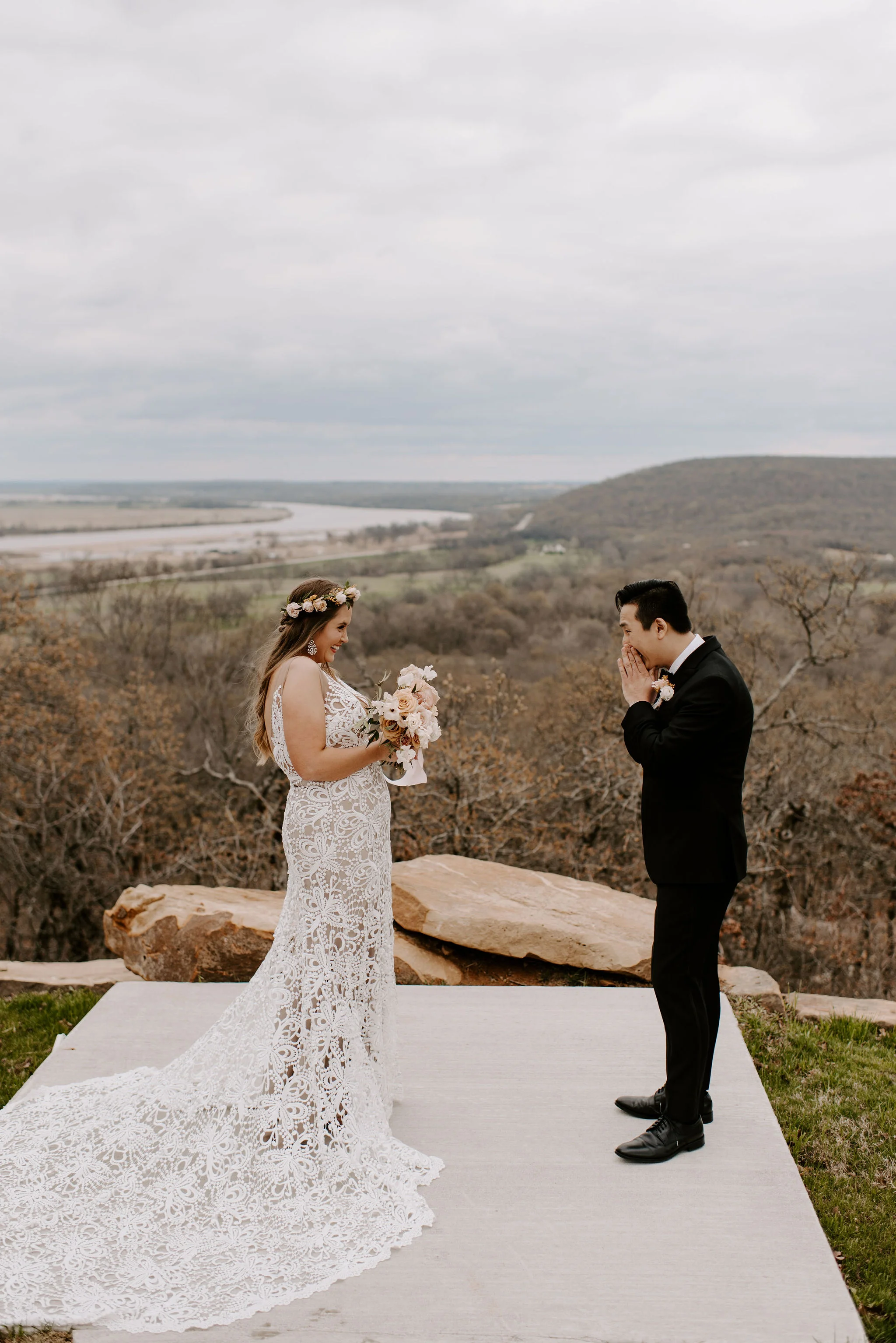 Tulsa Wedding Venue White Barn 8.jpg