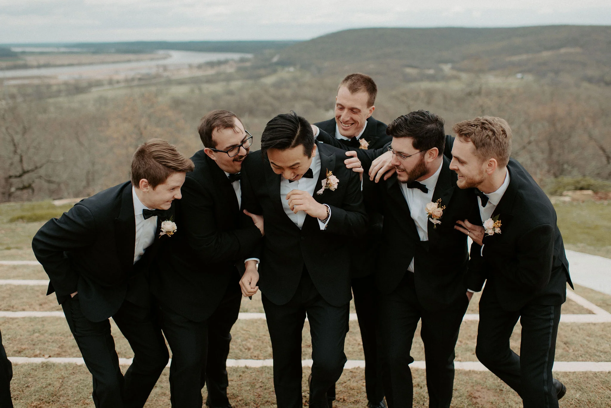 Tulsa Wedding Venue White Barn 19b.jpg