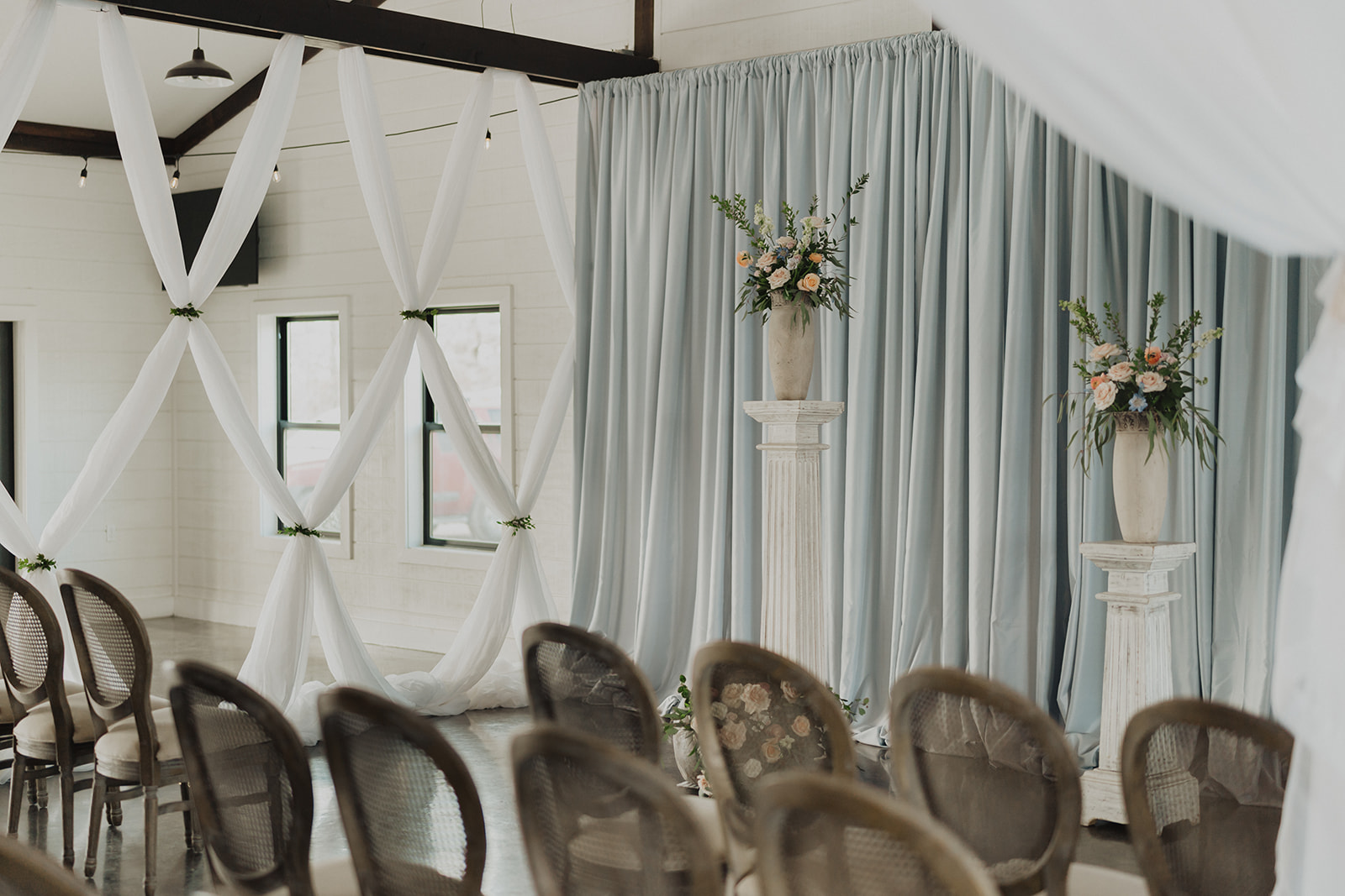 Indoor Ceremony Tulsa Wedding Venue Dream Point Ranch 4.jpg
