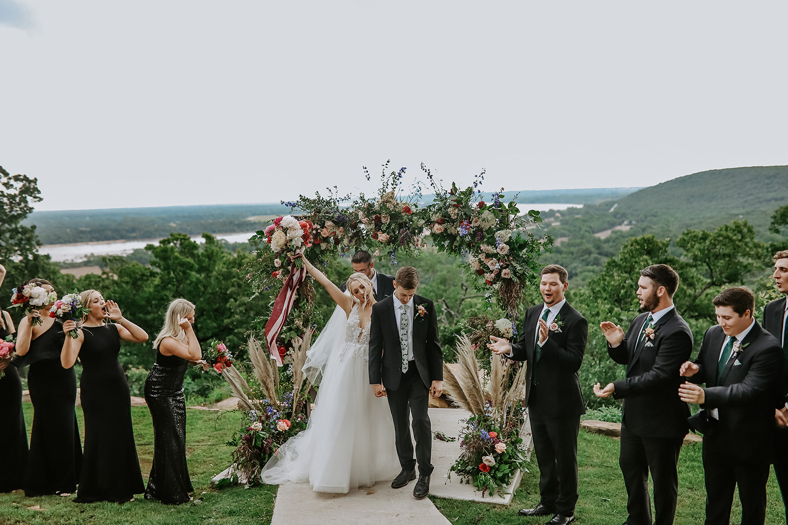 Oklahoma Outdoor Wedding Tulsa White Barn Venue 70.jpg