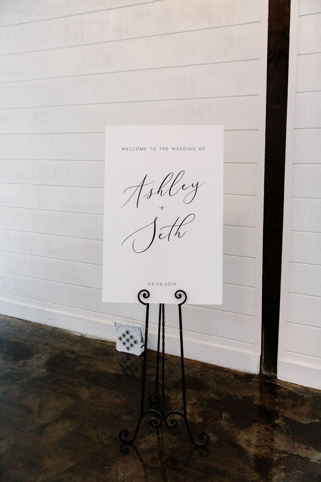 Spring Wedding Tulsa Oklahoma White Barn Venue 8.jpg