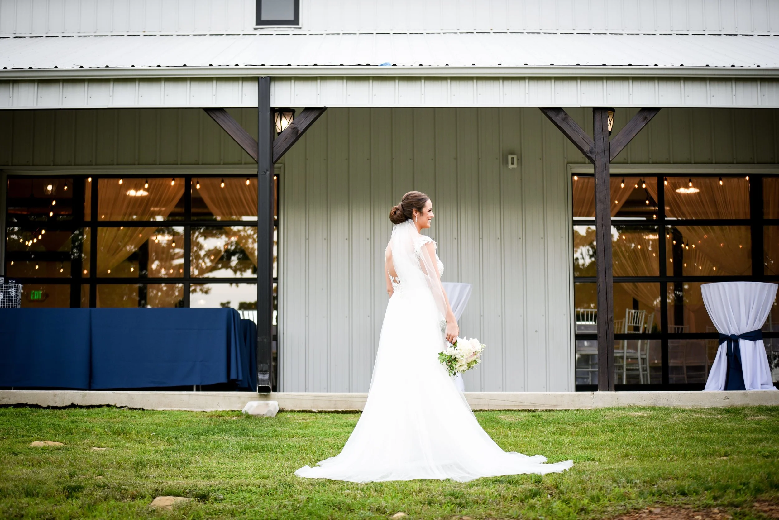 Modern Bright Light White Tulsa Wedding Venue 10-min.jpg