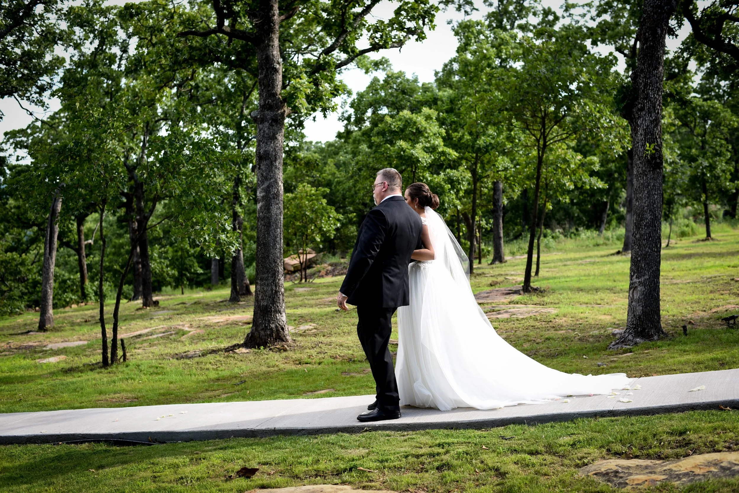 Modern Bright Light White Tulsa Wedding Venue 27a-min.jpg